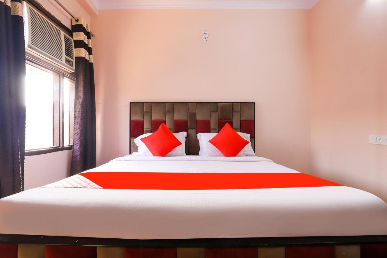 Oyo 77819 Shahdara Inn 뉴델리 외부 사진